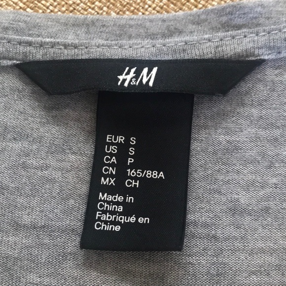 H&M shirt/Top with sequins 👄, size small,So soft - Picture 6 of 6